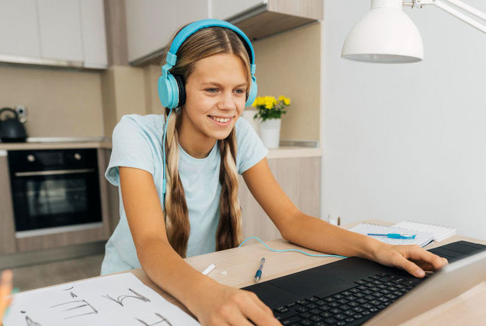 Learn Algebra Through Spreadsheets by Whizara
