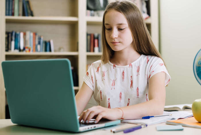 Learn Algebra Through Spreadsheets by Whizara