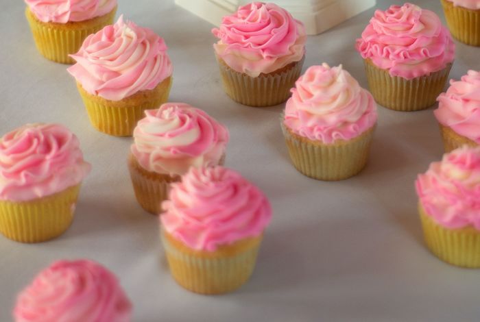 Cake Decorating 1 - Buttercream Basics by Rhode Island Food Network