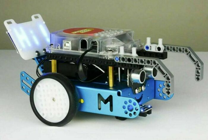 Powell Robot Academy Arduino LEGO® Robot by Robot Academy in Delaware, OH