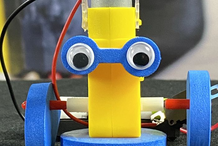 LIVE Virtual Build-A-Bot Workshop by Creative Brain Learning 