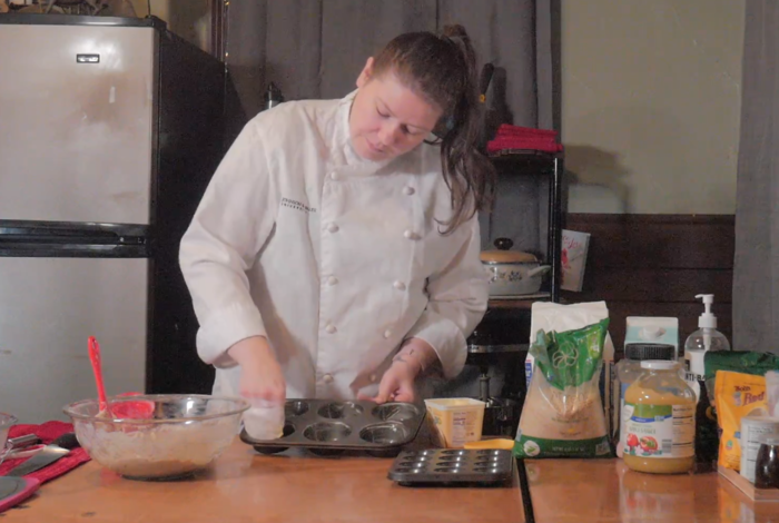 Cake Decorating 1 - Buttercream Basics by Rhode Island Food Network