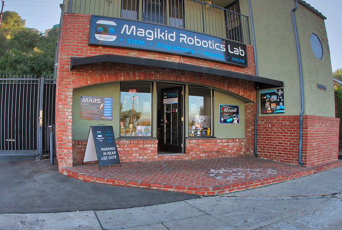 Magikid Robotics Lab - camps in Los Angeles, CA