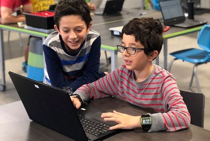 STEM Center USA