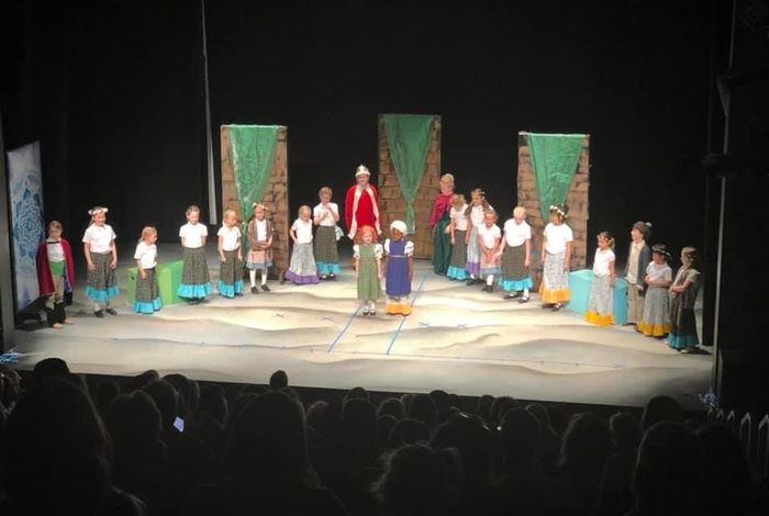 Singing Onstage - camps in State College, PA