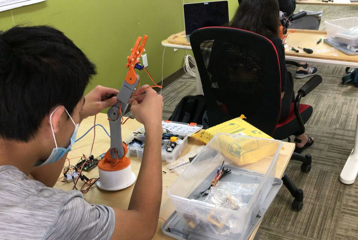Evodyne Robotics Academy - camps in Mountain View, CA