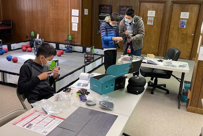 Vinci Robotics Academy - camps and classes in Burlington, MA