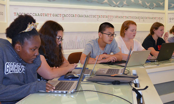 Cold Spring Harbor Lab DNA Learning Center - camps in Cold Spring Harbor, NY
