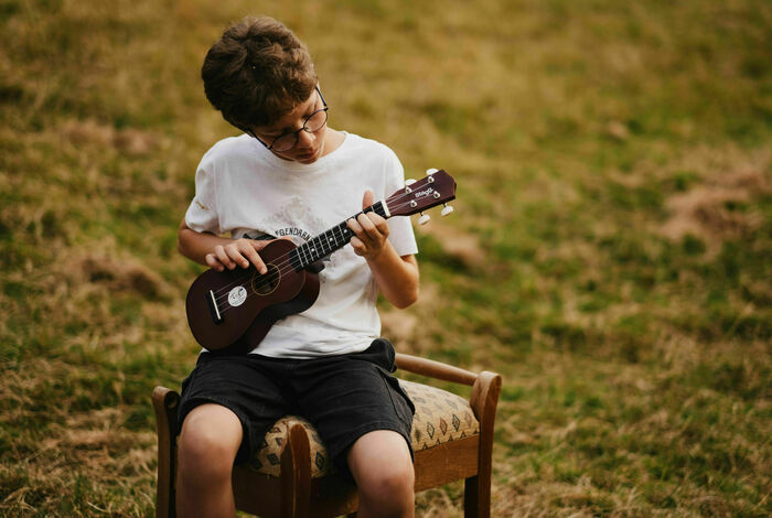 Learn & Experience - camps in Shawnigan Lake, Greater London, Yorkshire, Newton-le-Willows