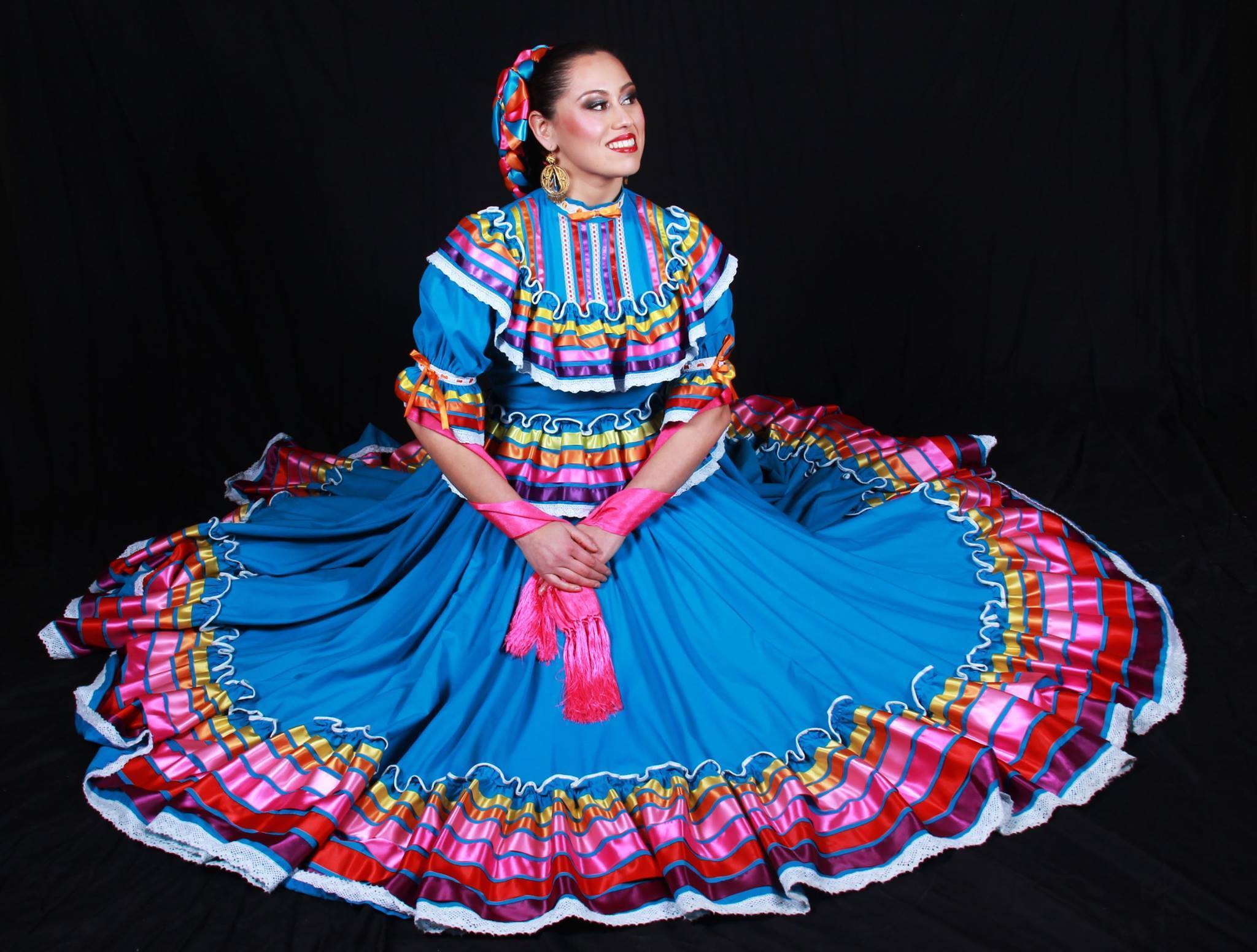 blue folklorico dress Leapin' Leopard Midi Dress: Women's Summer Outfits